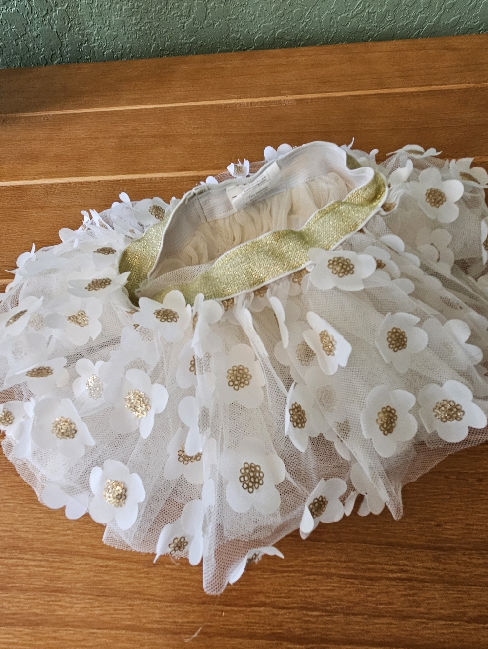 Baby Girl First Steps White and Gold Tulle Tutu Size 0-12 Months